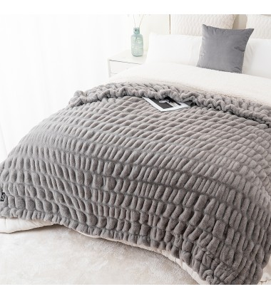 Stylish Silver Gray Double Sides Premium Super Soft No Shedding Ruched Minky Fabric Throw Blanket for sofa