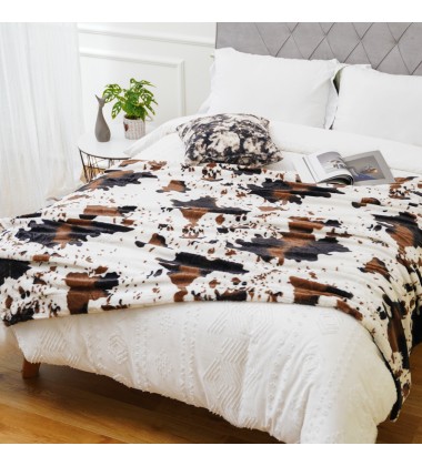 Hot Selling Luxury Cute Super Soft Cow Print Blanket  Animal Printed Mink Fleece Blankets