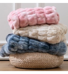 Free Sample Luxurious Ultra Soft Solid Color Thick Tie Dye Korea Ruched Mink Blanket Hug Faux Fur baby Caramel Minky Blanket