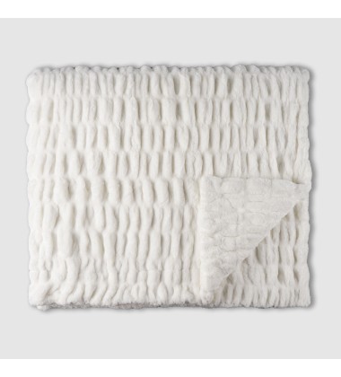 Luxury White Double Sides Warm Thick Ruched Minky Fabric Manufacturer Hugs Faux Fur Blankets for Winter