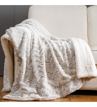 Reversible Thick Double Sides Luxury Brushed Wave Pattern PV Fur Sherpa Throw Blankets for sofa