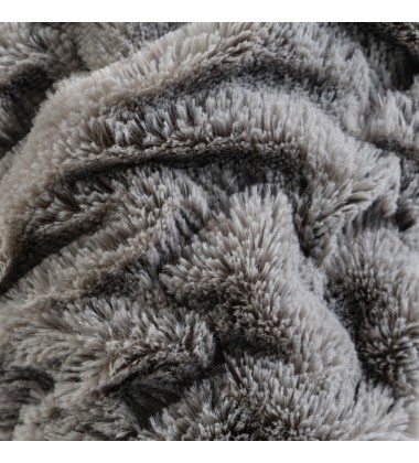 Luxury Gray Nordic Fox Rabbit Faux Fur Throw Blanket Soft Cuddle Hugs Fur Minky Lining