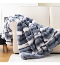 Newest Luxury Decorative Thick Weight Reversible Soft No Shedding Discharge Printing Cutting Channel Faux Rabbit Fur Blanket