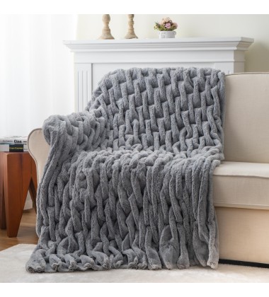 Quilted Faux Fur Minky Throw Blanket Noval Super Soft Gray Double Sides Bubble Minky Throw Blankets for Winter